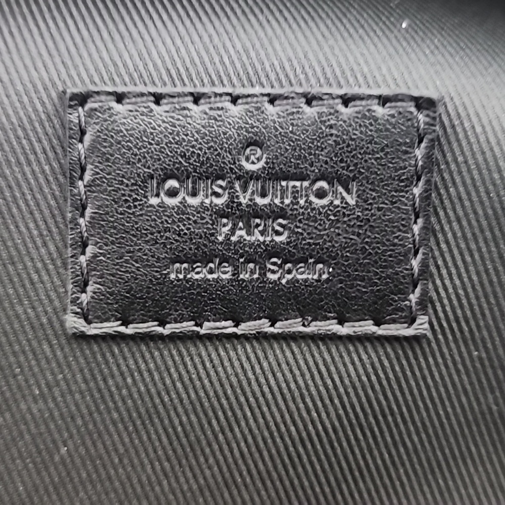 Authentic Louis Vuitton Monogram Empreinte Leather Backback - Picture 6 of 7